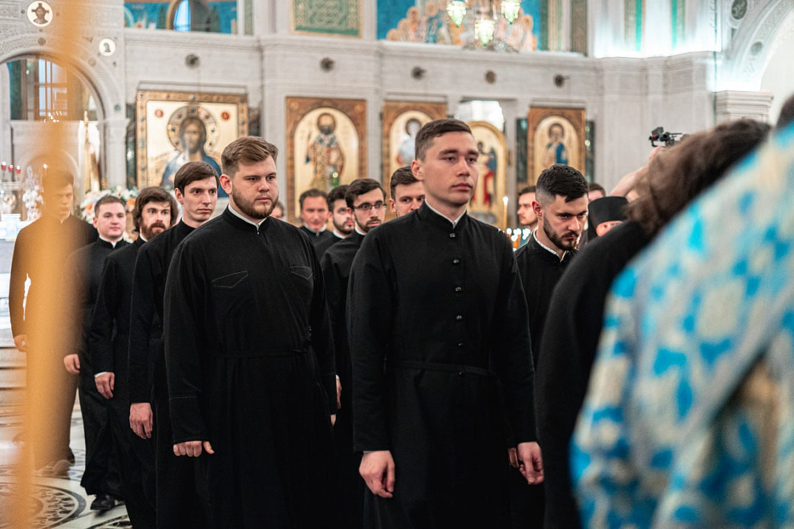 Плотин о божественном достоинстве человека Плотин о божественном достоинстве человека