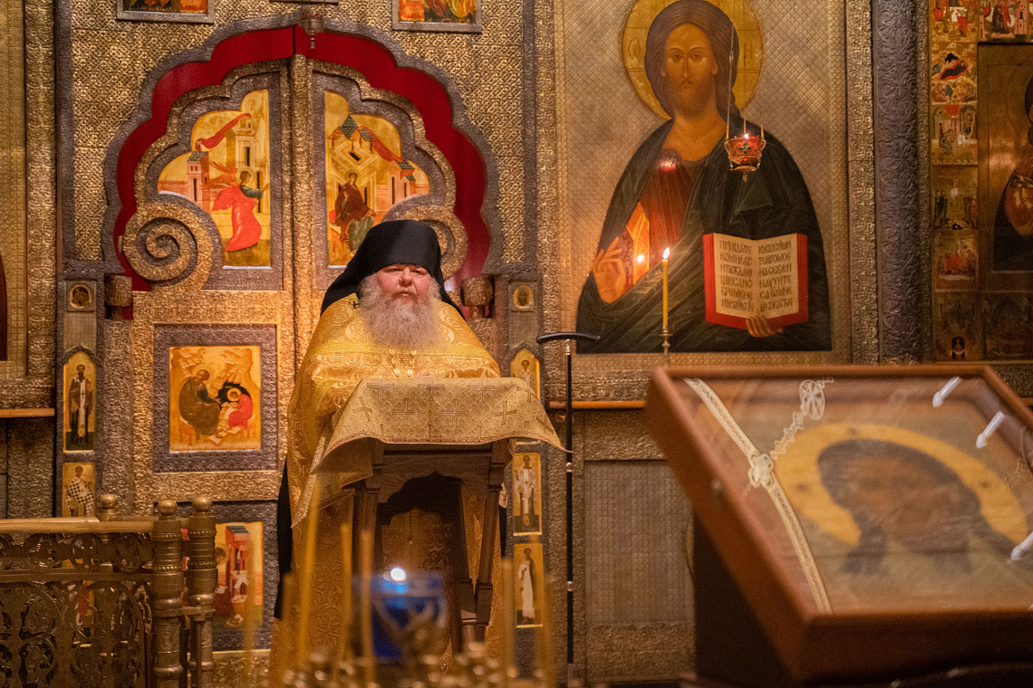 Проповедь иеромонаха Зосимы (Мельника), проректора по воспитательной работе на ночной Литургии Проповедь иеромонаха Зосимы (Мельника), проректора по воспитательной работе на ночной Литургии