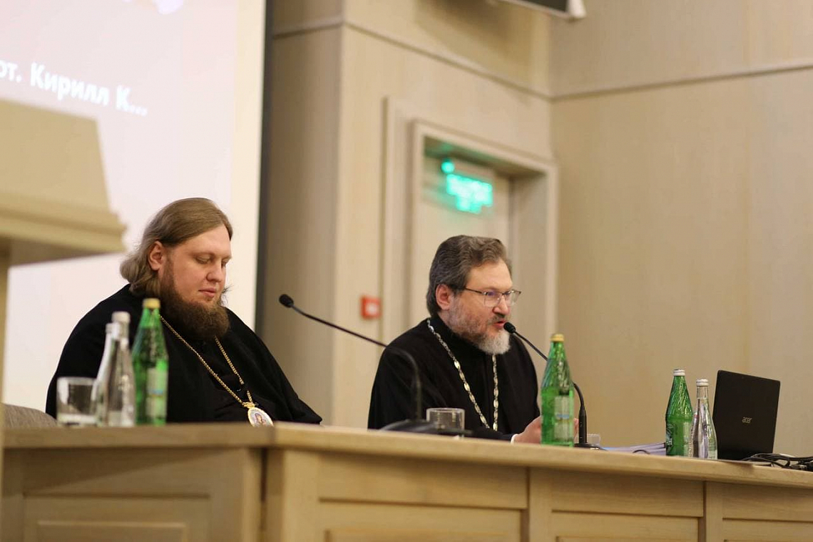 В Академии прошло заседание Синодальной комиссии по биоэтике В Академии прошло заседание Синодальной комиссии по биоэтике